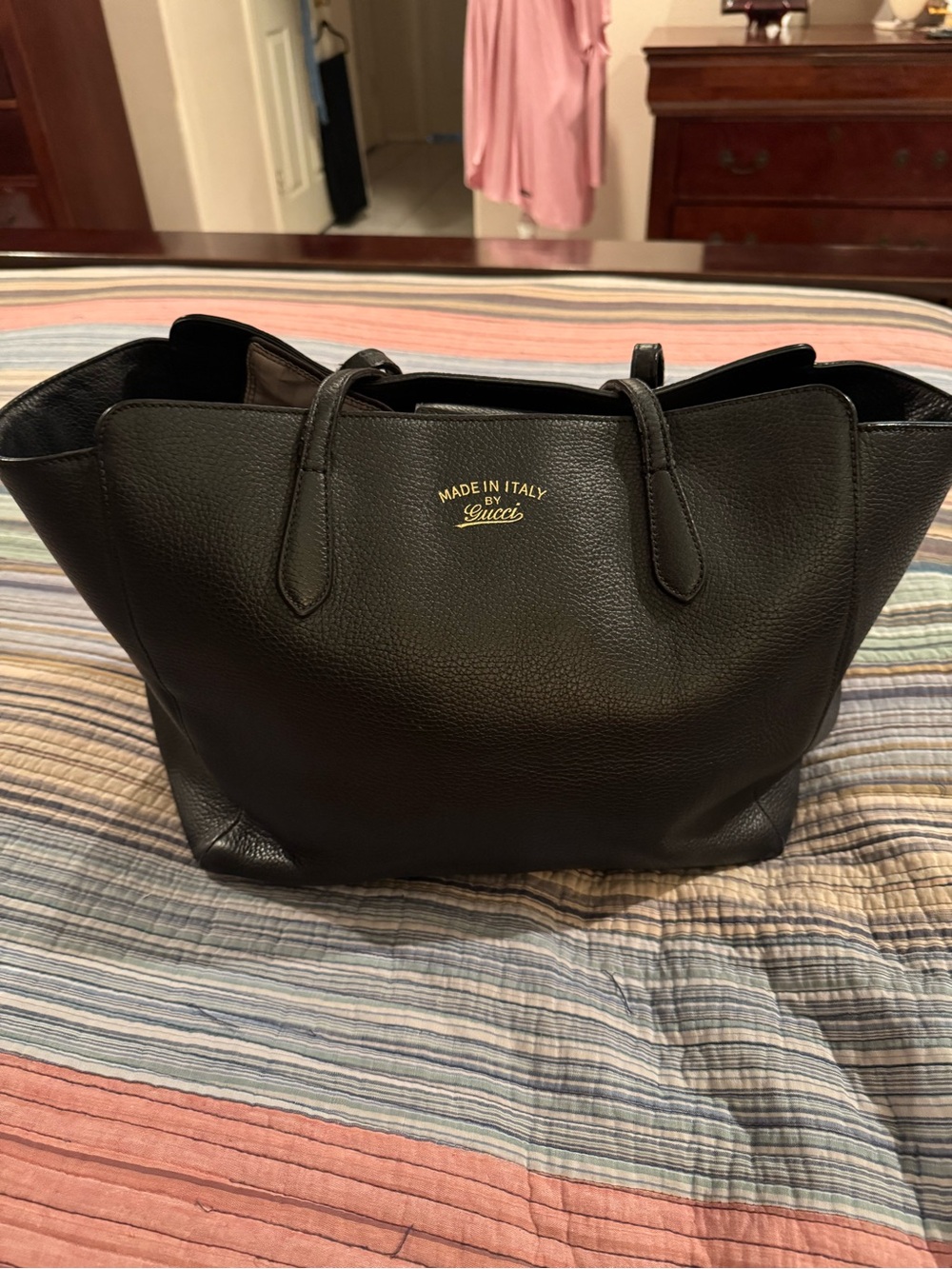 Gucci Black Pebbled Leather Tote with Gold Logo